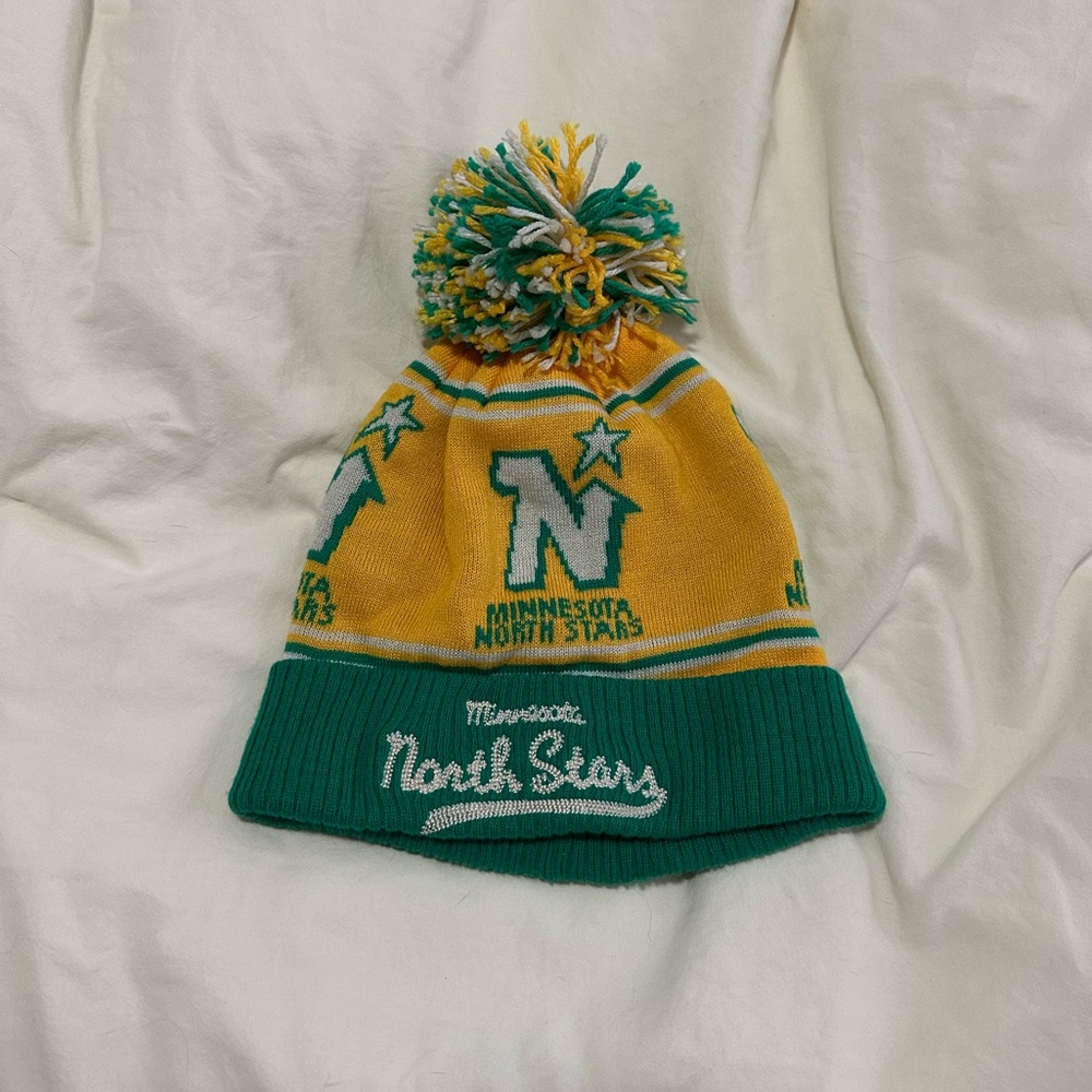 Minnesota North Stars knit hat